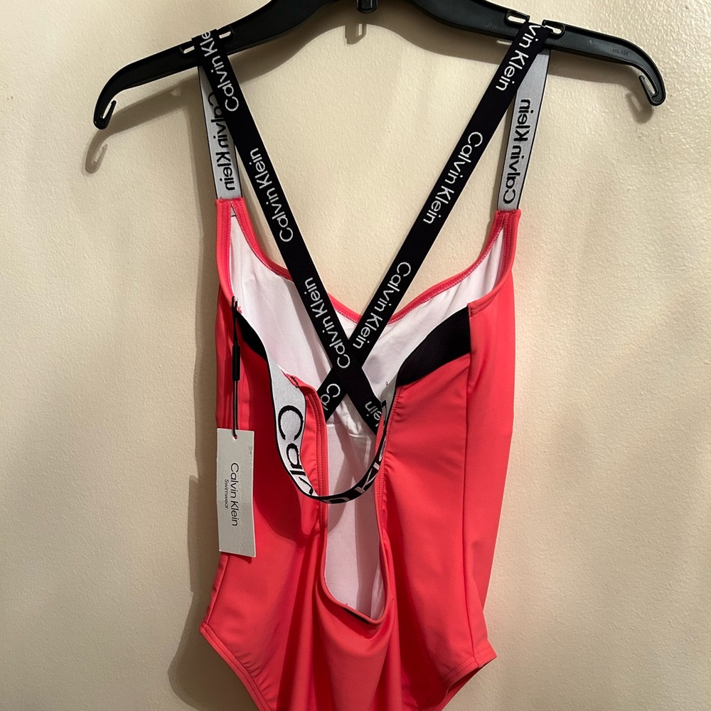NWT CALVIN KLEIN Deep U-Back Criss-Cross Logo Elastic One-Piece Swimsuit -Size S - Picture 9 of 10